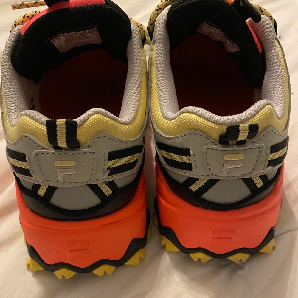 Shoes - Picture 2 of 3